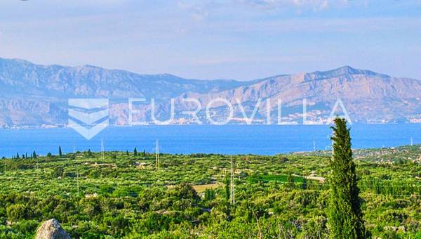 Brač, Supetar, poljoprivredno zemljište s pogledom na more