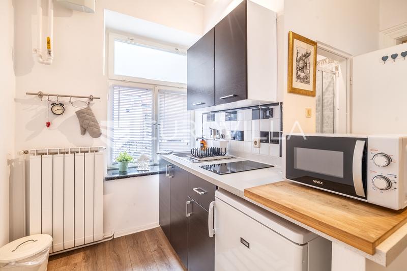 Zagreb, strogi centar, pješačka zona, dvosoban stan 45 m²