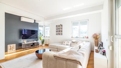 Zagreb, Sveti Duh, elegant trerumslägenhet, två terrasser, trädgård och garage, 149 m²