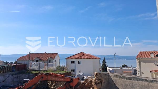 Omiška rivijera, jednosoban stan južne orijentacije na prvom katu novogradnje, 57.94 m²