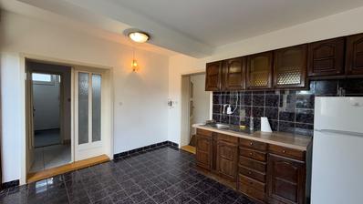 Đakovo, kuća i građevinsko zemljište 1007 m², fronta 19 m