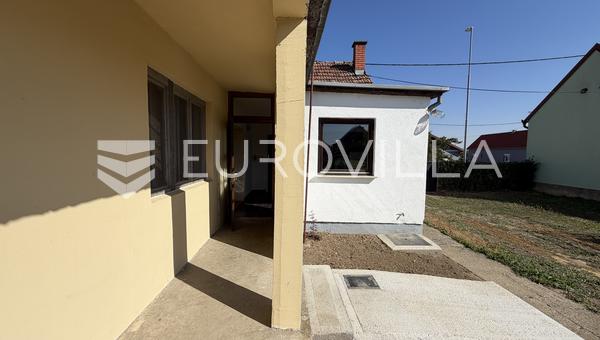 Đakovo - Építési telek, összesen 1 007 m²