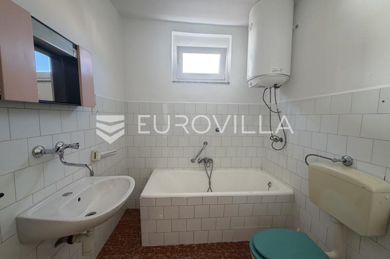 Đakovo - Terrain constructible d'une superficie totale de 1 007 m² - 8