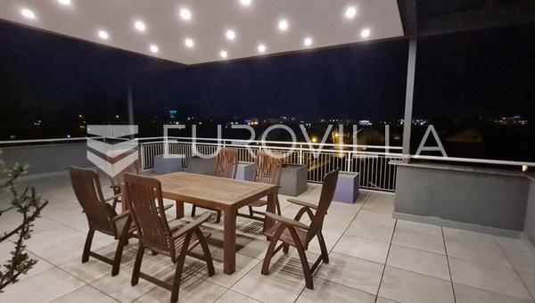 Zagreb, Vrapče dvoetažan trosoban penthouse 150 m²