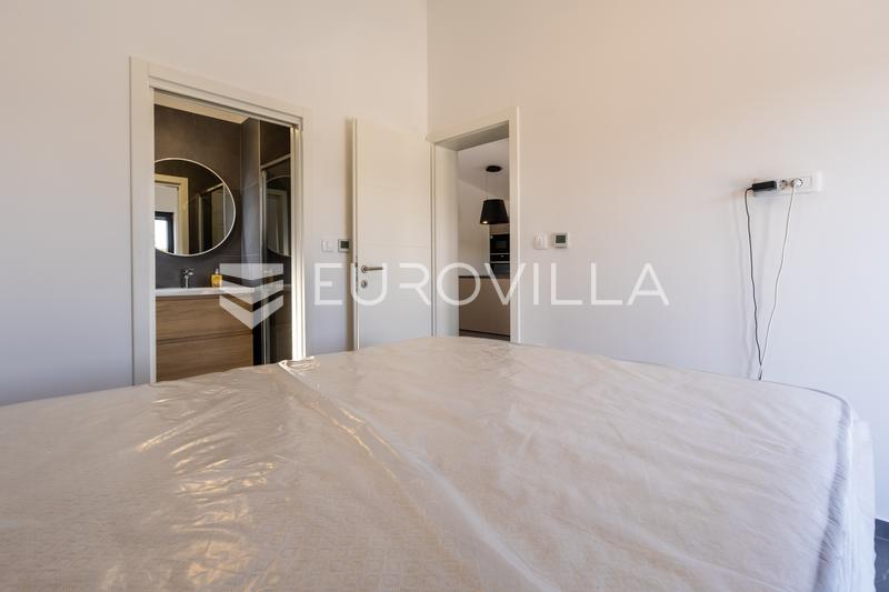 Istria, Poreč, three bedroom single-storey home with a pool and privacy - 16