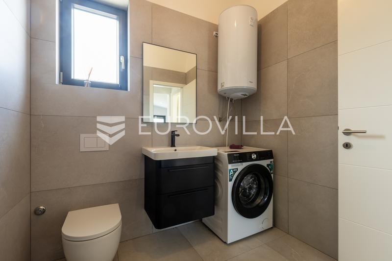 Istria, Poreč, three bedroom single-storey home with a pool and privacy - 10