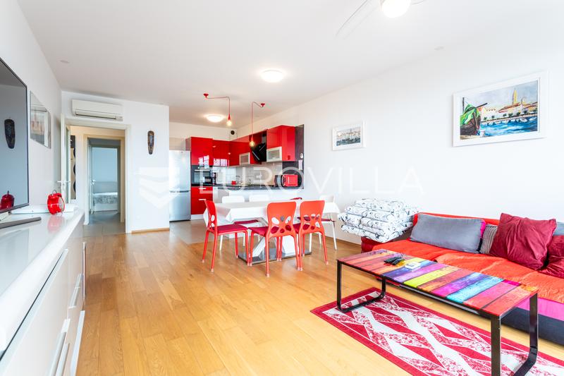 Split, Firule, excellent two-bedroom apartment with sea view - long-term rental