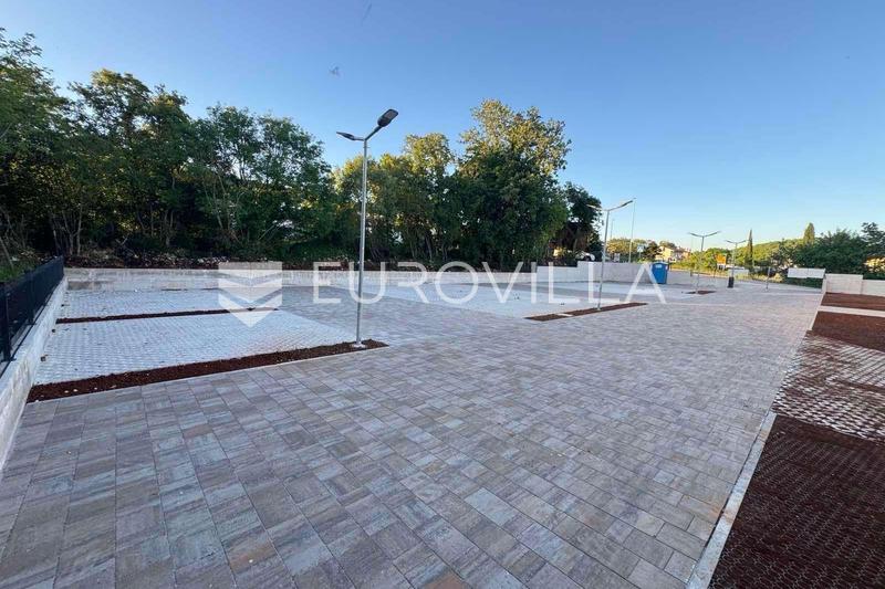 Rovinj, okolica, stan u modernoj novogradnji, parking - 9