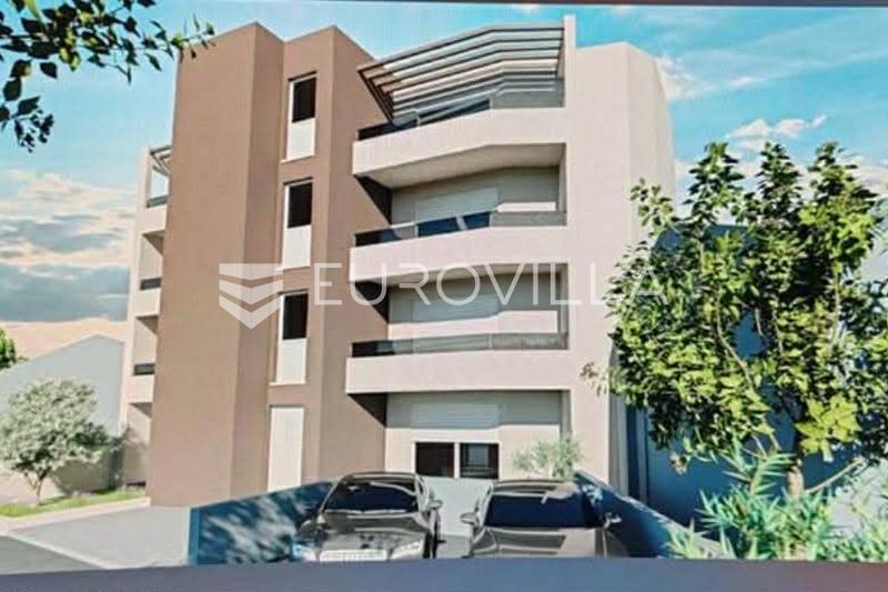 Istra, Ližnjan, prostran stan s terasom i pogledom na more, novogradnja