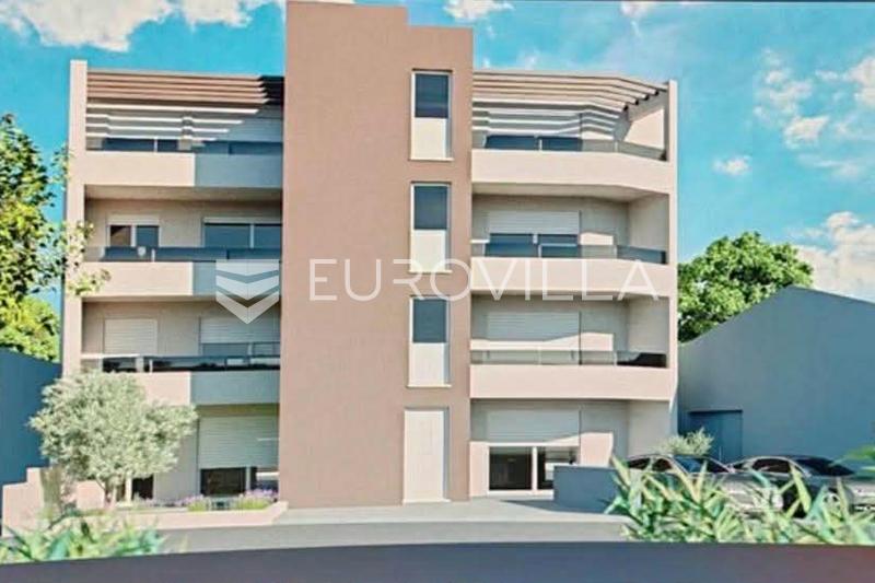 Istra, Ližnjan, prostran stan s terasom i pogledom na more, novogradnja