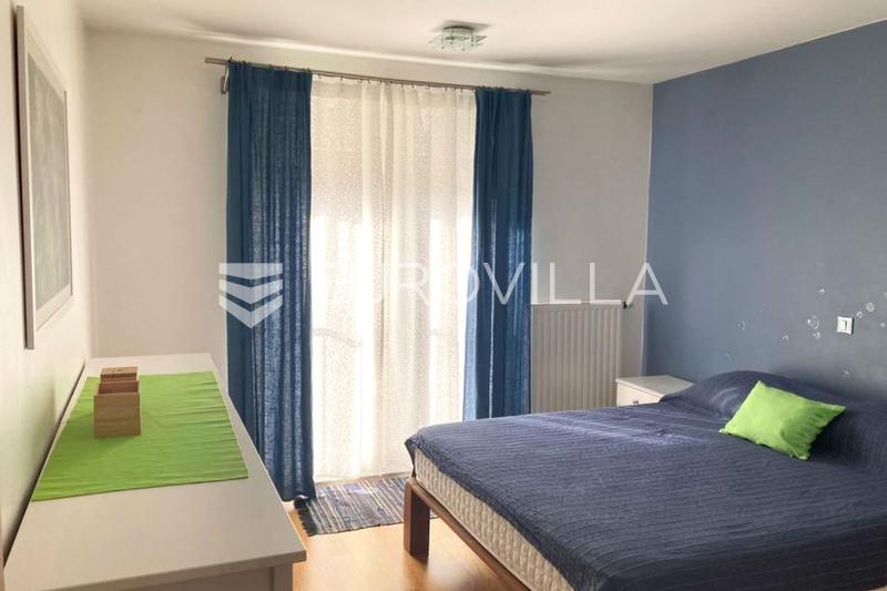 Zagreb, Sveta Klara - kauniisti kalustettu kolmion asunto, 87 m², tilavalla terassilla, p - 8