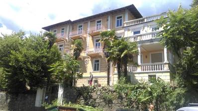Vila/hotel Lovran 1077 m² na zemljišču 1.126 m²