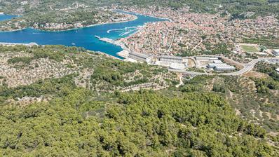 Otok Korčula, Vela Luka, poljoprivredno zemljište blizu mora