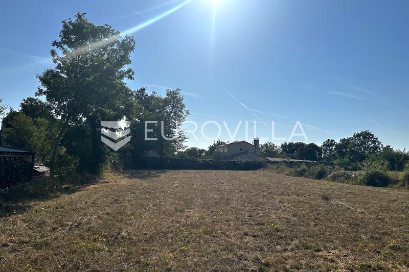 Istra, Grožnjan Area - Building Plot of 809 m² in a Peaceful Green Setting - 2