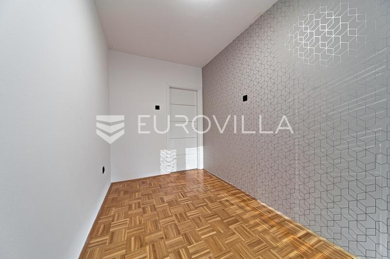 Osijek, Gornji grad, prodaja adaptiranog jednoiposobnog stana u širem centru grada - 9