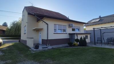 Nedelišće, Slakovec, obiteljska kuća s prekrasnim dvorištem u mirnom okruženju