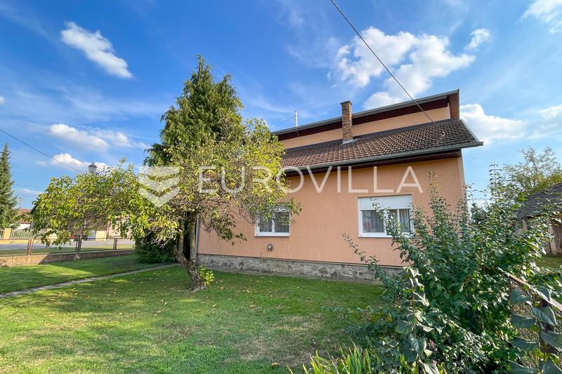 Donji Miholjac, Rakitovica - Spacious Family House with Large Garden - 2