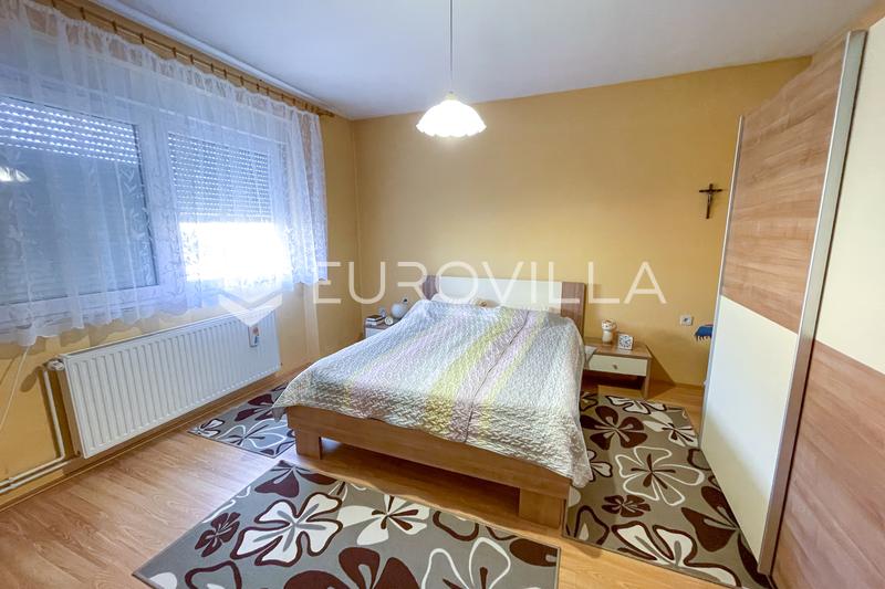 Donji Miholjac, Rakitovica - Spacious Family House with Large Garden - 4