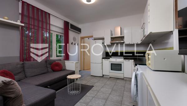 Rijeka, Skurinje, apartamento de un dormitorio, 31 m², excelente oportunidad para inversión o estudiantes