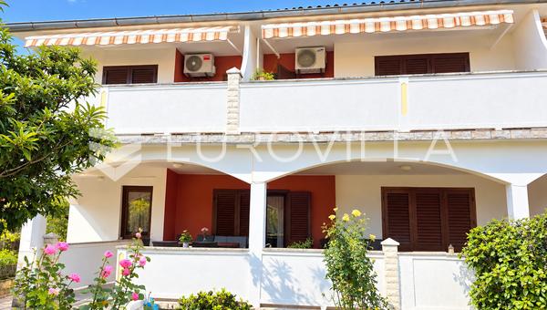 Rab - Palit - House in the city center 250 meters from the sea and beach