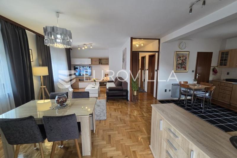 Zagreb, TREŠNJEVKA, prekrasan trosoban stan s terasom, 82 m²
