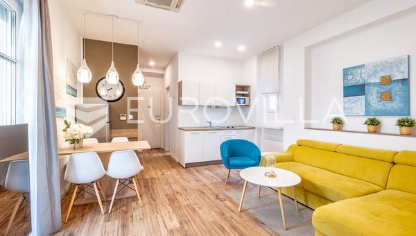 Zagreb, Trg žrtava fašizma, lujoso apartamento de una habitación de 42 m2, GASTOS INCLUIDOS