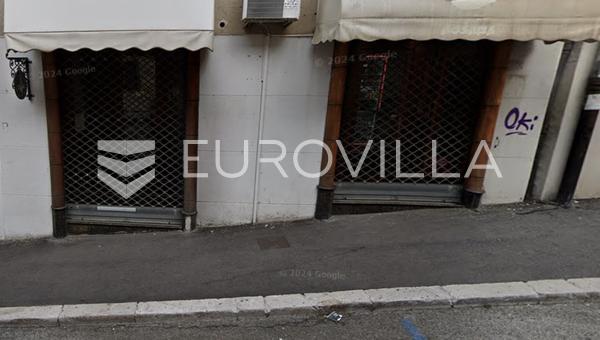 Rijeka, centrum, erhvervslokale på 35 m², stueetage