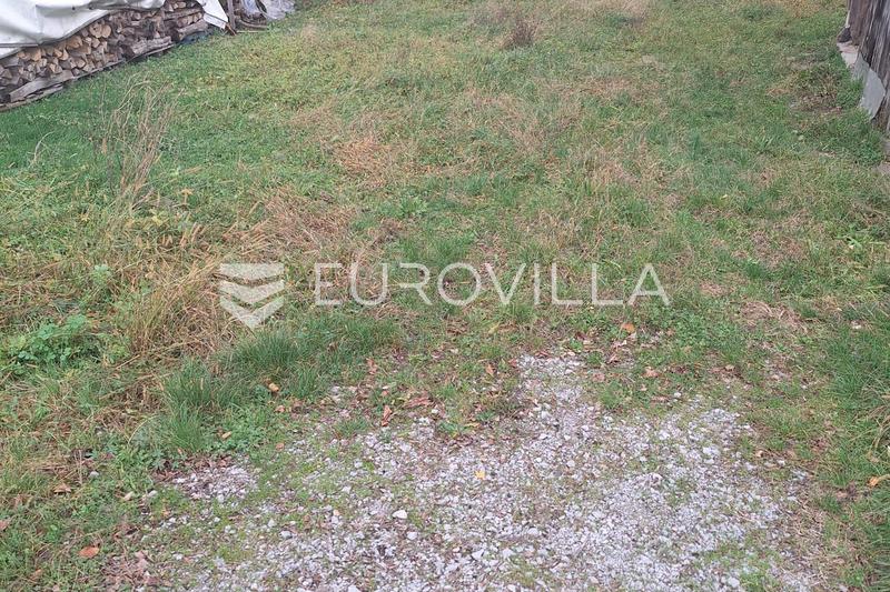 Karlovac, Gaza, building land 953 m2, excellent location