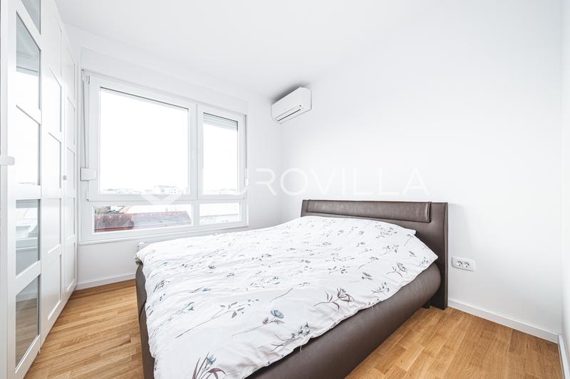 Zagreb, Špansko Oranice, modern three, room apartment 64 m² garage