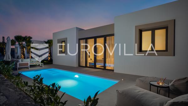 Tkon, Palms resort, villa de lujo con piscina y vistas al mar
