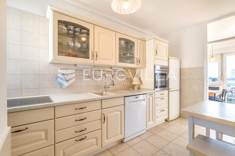 Zagreb, Vinogradska, beautiful two-room apartment 73 m²