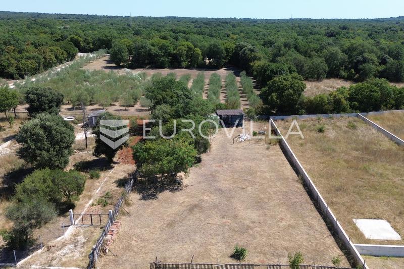 Vodnjan, Galižana, terreno agrícola vedado em localização privilegiada - 2