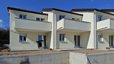 Rijeka, Skurinje, casa adosada, 100 m², excelente ubicación, apartamento de cuatro habitaciones