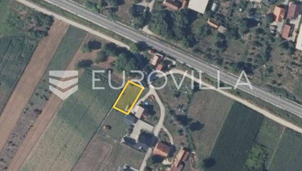 Zaprešić, tomt 558 m2 i attraktivt läge