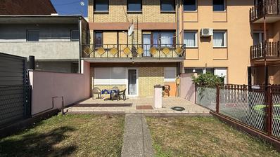 Osijek, Bosutsko naselje, prodaje se kuća katnica, 290 m2