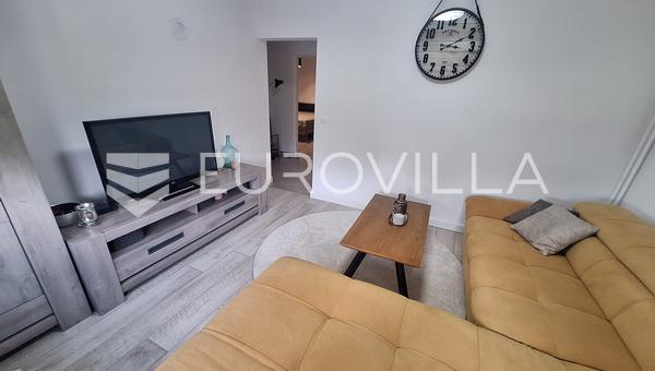 Karlovac, Draganić, kuća 190 m², novouređena