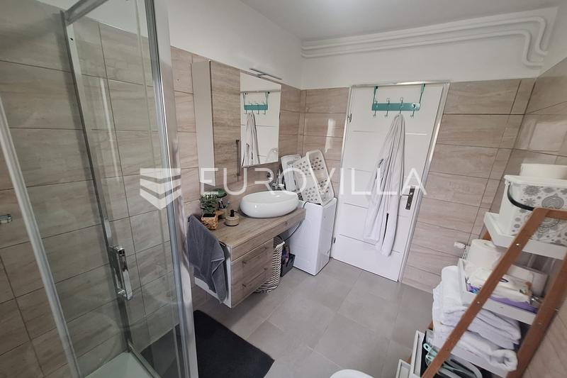Karlovac, Draganić, kuća 190 m², novouređena - 11