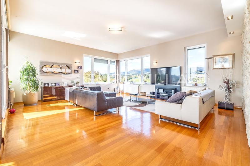 Zagreb, Kozjak, hermoso apartamento de cuatro habitaciones, 190 m² - 2
