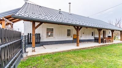Donji Kraljevec, Hodosan - næringslokale med et areal på 80 m².