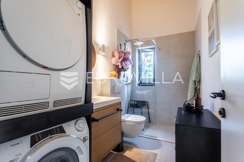 Trogir, Plano, viehättävä vastikään rakennettu yksikerroksinen talo uima-altaalla ja oliivilehdolla, 129 m² - 16