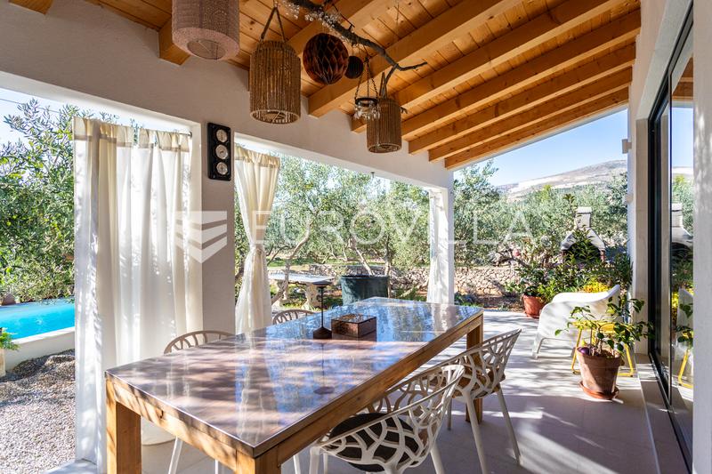 Trogir, Plano, viehättävä vastikään rakennettu yksikerroksinen talo uima-altaalla ja oliivilehdolla, 129 m² - 17