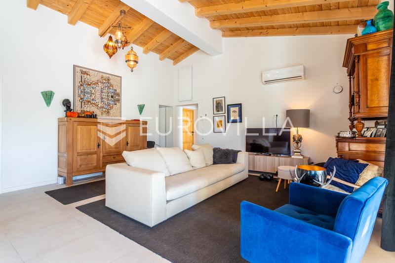 Trogir, Plano, viehättävä vastikään rakennettu yksikerroksinen talo uima-altaalla ja oliivilehdolla, 129 m² - 8