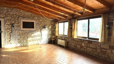 Istra, Brtonigla, šarmantna kamena kuća s investicijskim potencijalom