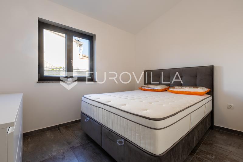 İstra, Poreč, özel havuz ve mahremiyet, tamamen yeni modern bir eve yatırım fırsatı - 12