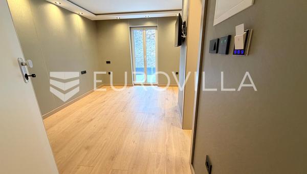 Crikvenica, EXCLUSIVA OBRA NUEVA, apartamento de un dormitorio de 27 m² A13, cerca del mar, zona wellness