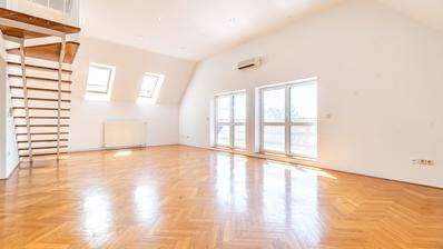 Zagreb, Pantovčak, Pavlinovićeva, dvoetažni peterosoban stan sa balkonom, 170 m²