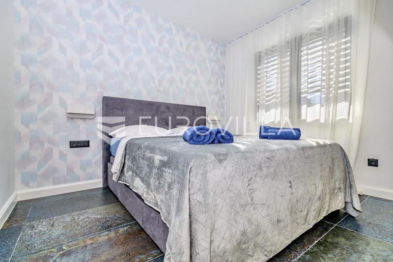 Zadar, Petrčane, luksuzan trosoban stan na izvrsnoj lokaciji