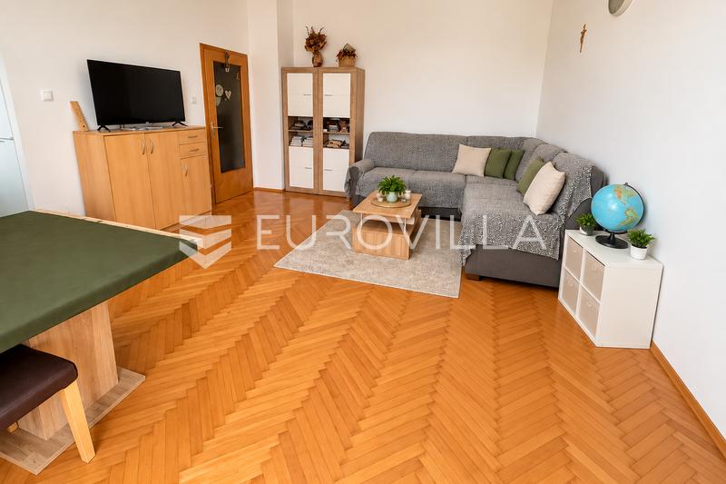 Krk, Town of Krk, two-bedroom apartment, 67 m², with terrace, balcony and private garden - 2