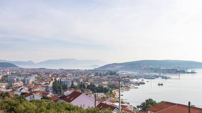 Trogir, Jazvine, kommersiell industritomt