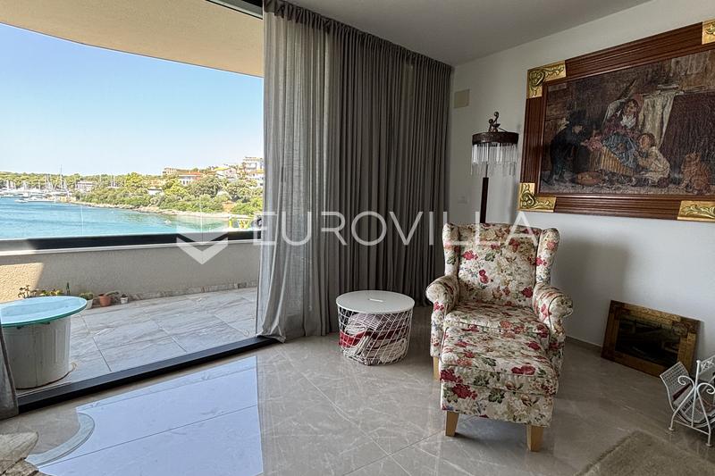 Medulin, Pješčana Uvala, ekskluzivan penthouse prvi red do mora - 18